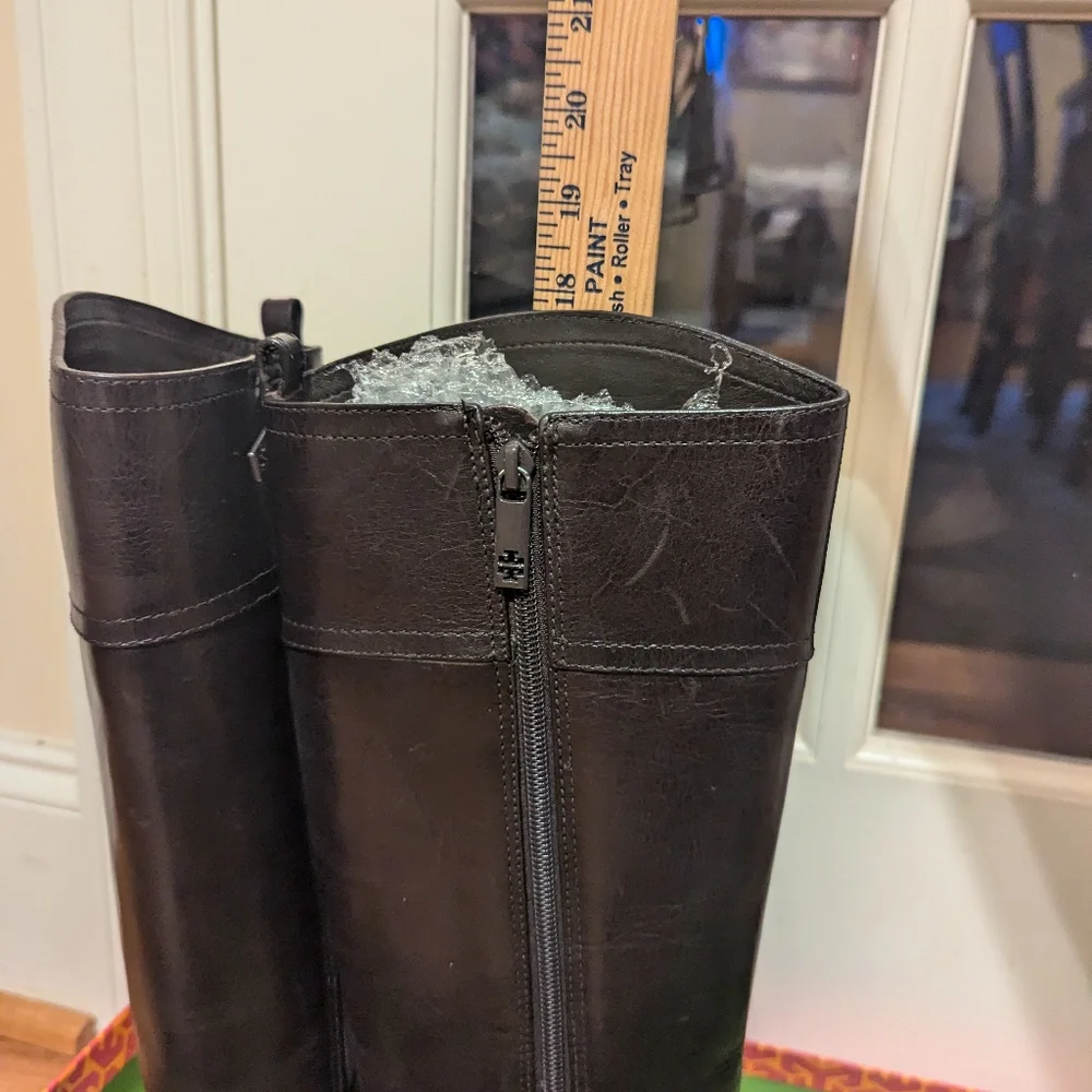 Tory Burch brown and well made  Boots‎ classy Size 7M
